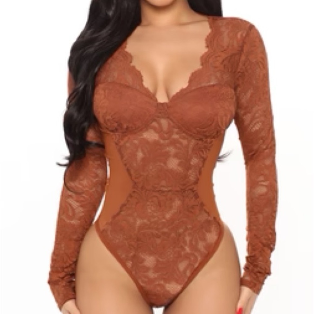 Fashion Nova Lace Bodysuit XL 	 	
Lace Stay Friends Bodysuit - Rust